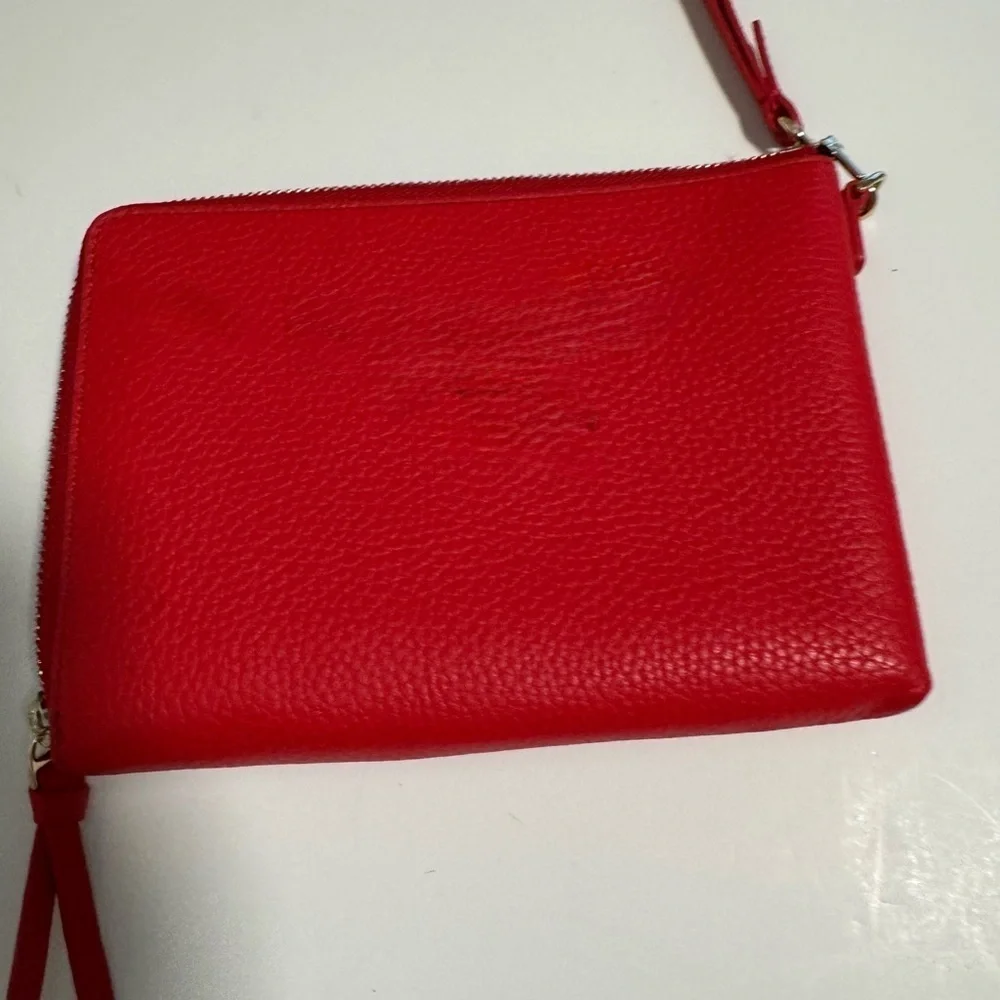Tory Burch Women's deep red  Large Pebbled zip around clutch/wallet